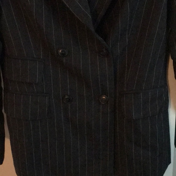 Trendy classic Blazer ! Italian Pinstriped Blazer - Picture 3 of 5